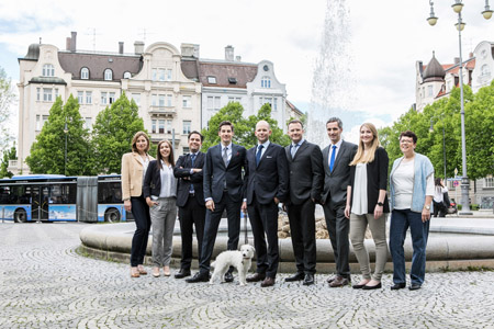 Headshots München CV Gruppenfoto Teamfoto Firmenshooting Unternehmensporträt Kanzlei Mittelstand